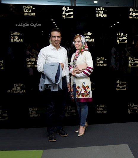 مزدک میرزایی وهمسرش