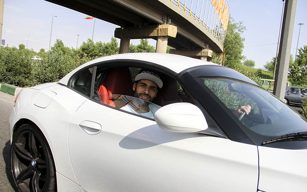 عکس ماشین های مهدی طارمی