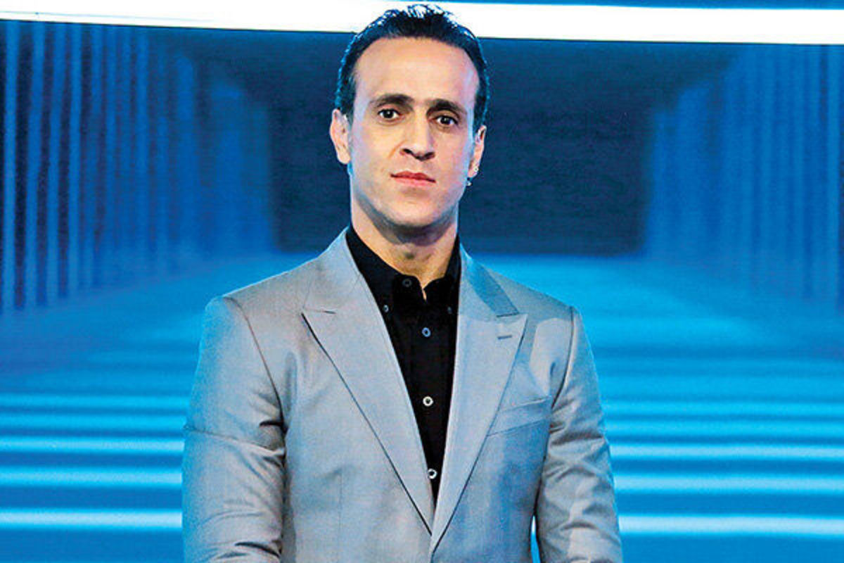 سیاست مدارعلی کریمی