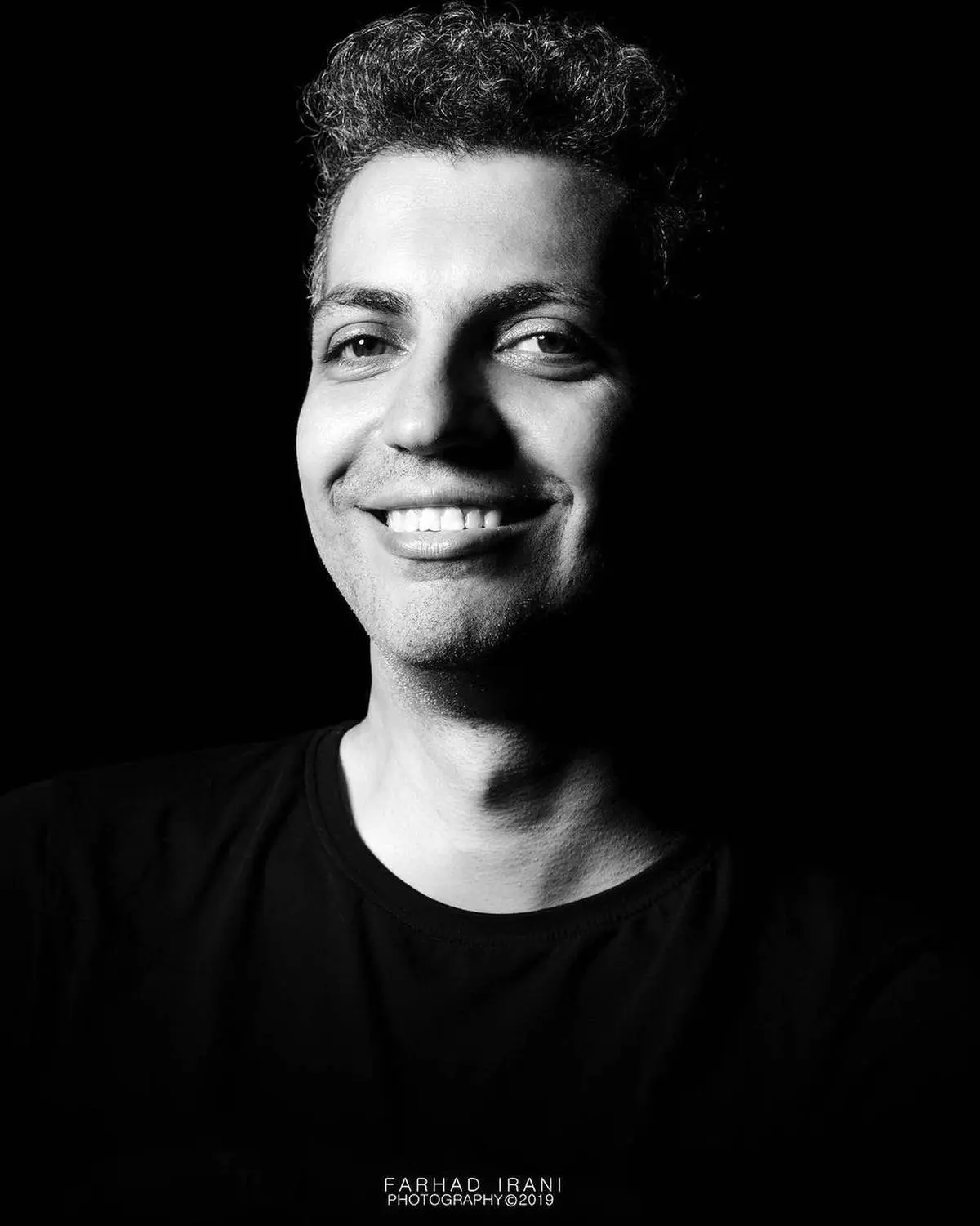 والپیپر عادل فردوسی پور