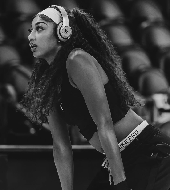 Angel Reese wallpaper 4k 