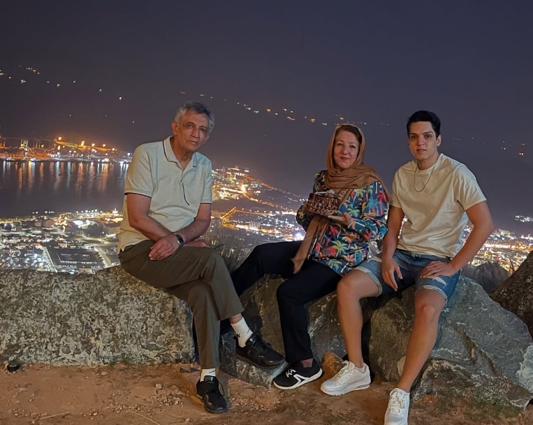 عکس خانوادگی مائده برهانی
